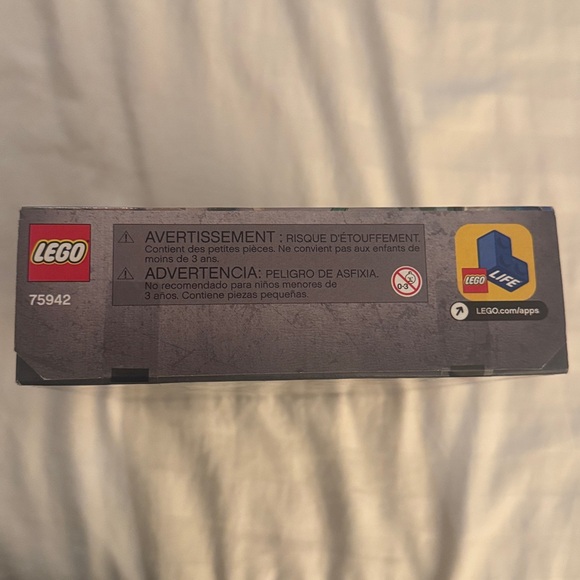 LEGO Jurassic World Velociraptor: Biplane Rescue Mission 75942; New in Box - Picture 2 of 6